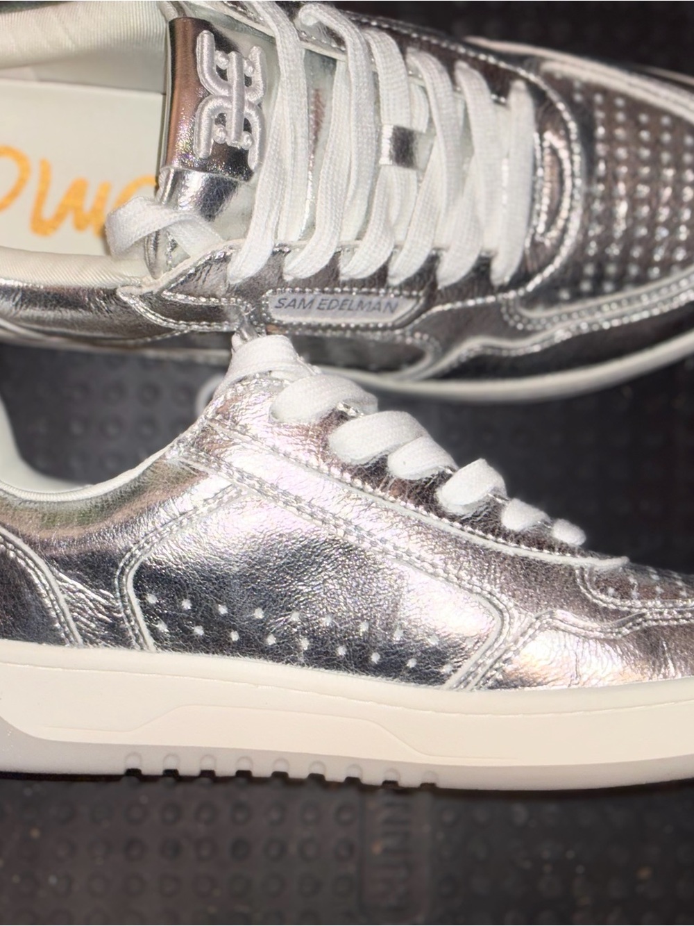 NWOB Sz 8.5 Women’s Silver Sam Edelman Sneakers